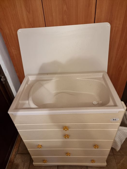 Comoda bebe 3 în 1 cada + masuta infasat