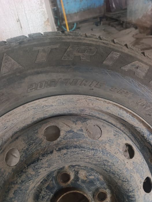 Продам зимнюю резину от  Хонды Црв. В хорошем состоянии
1) Райымбека 3