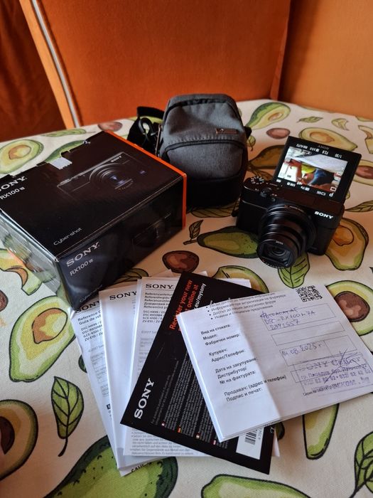 Sony RX100 VII +калъф+карта памет