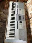 Orga Yamaha PSR - E413 cu sintetizator