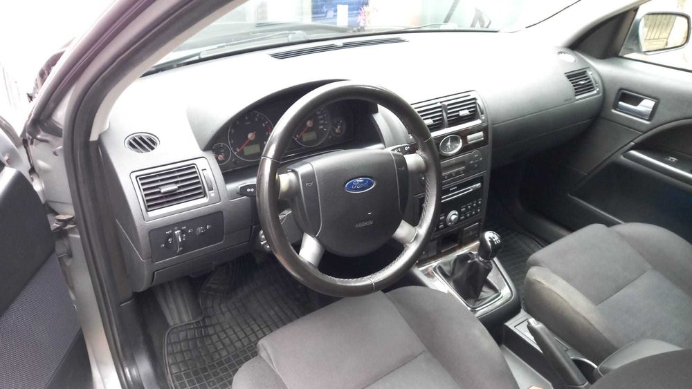 Vand Ford Mondeo 1.8 benzina 2003/ MK2