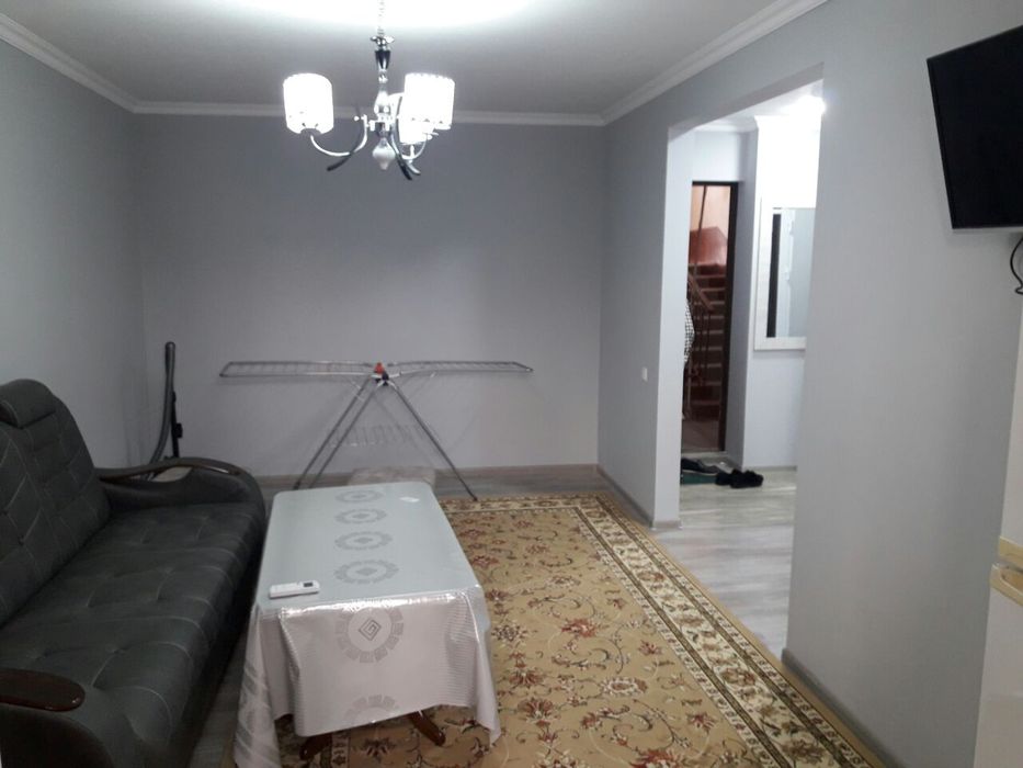 Арендага берилади 2 хона 3 этаж Вокзалда.Агентство