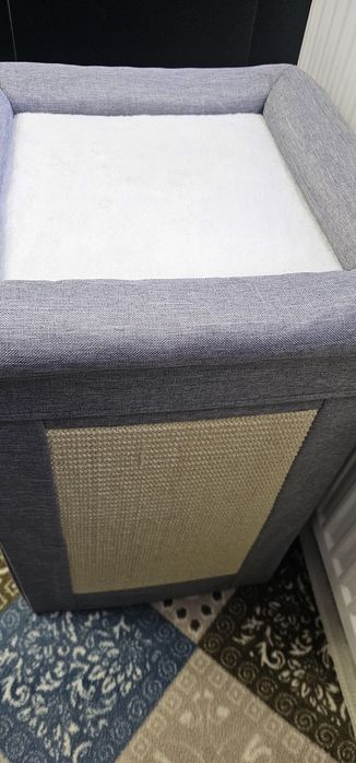 Casuta pisici pliabila noua