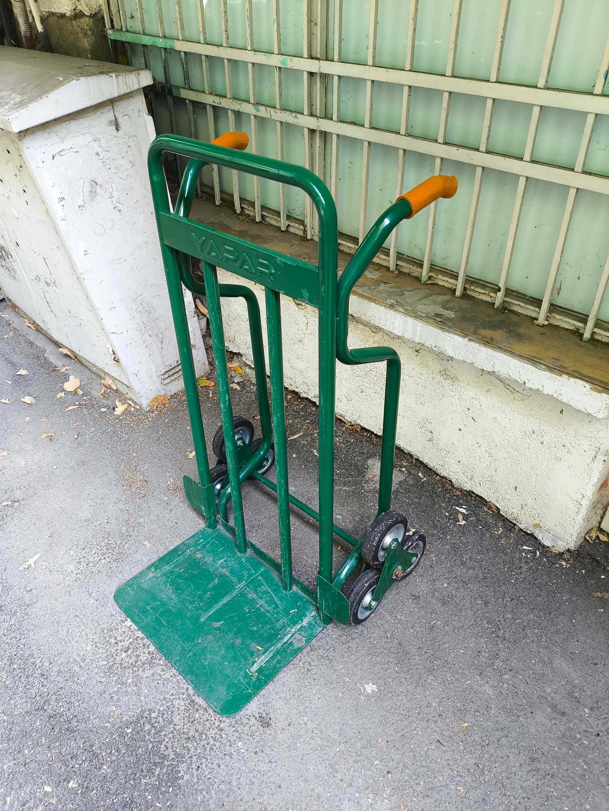 Транспортни колички под наем