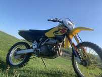 Vand suzuki drz400 in stare buna de fumctionare !!