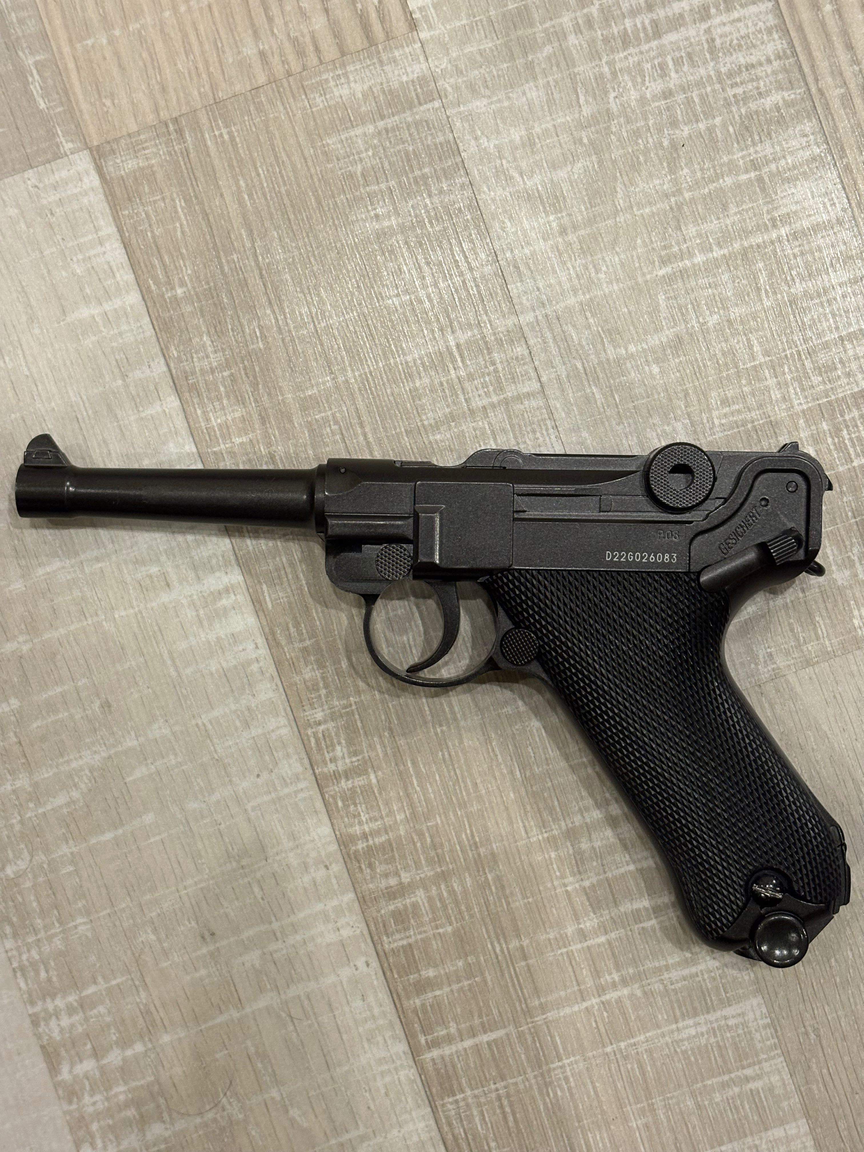 Еърсофт пистолет P.08 Luger