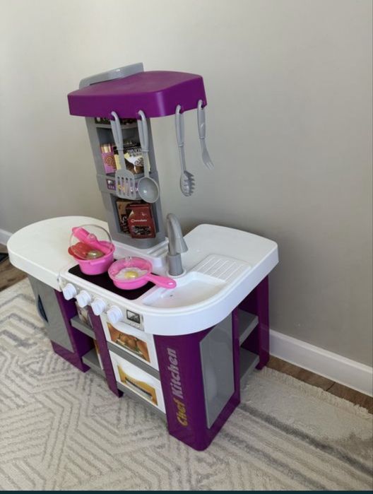 Детская кухня в отличном состояний