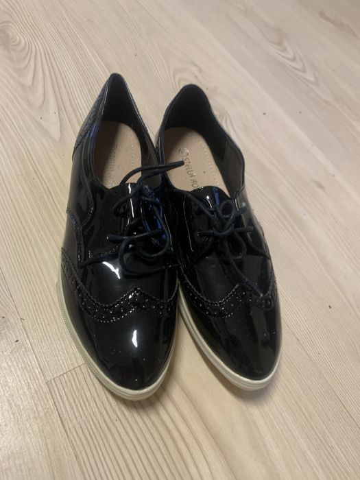 Pantofi oxford noi