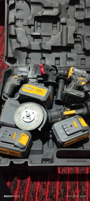 Набор инструментов состаяния отличний