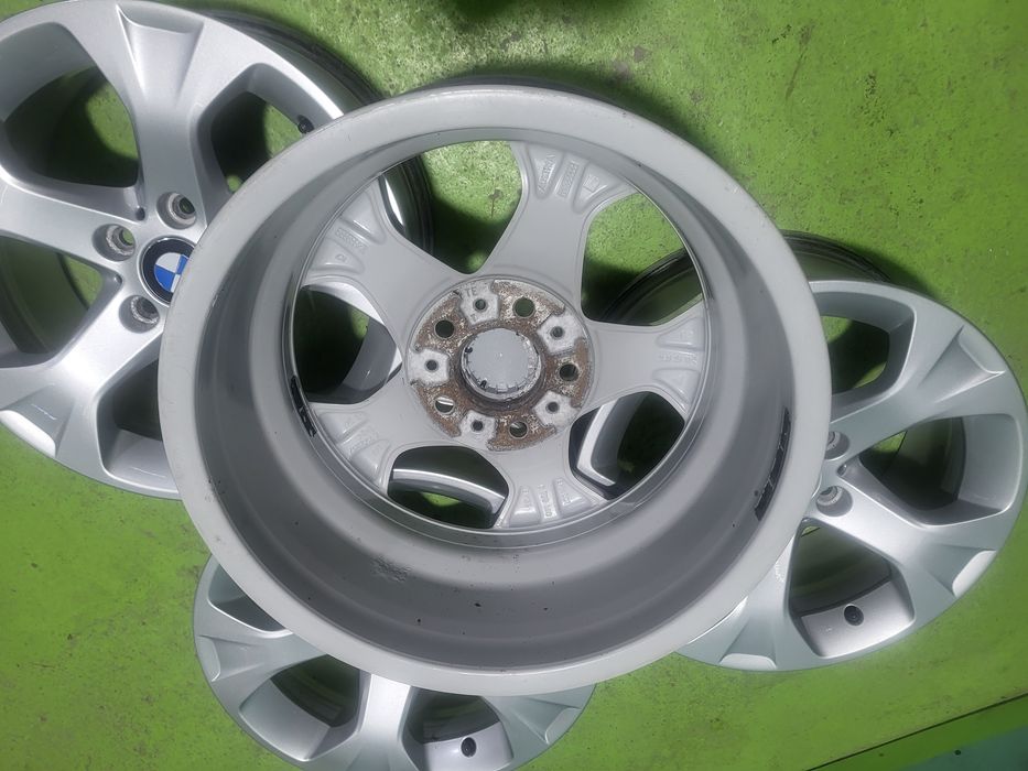 17 5x120 Bmw X1 F30 лети джанти 5х120 бмв е90 х1 f30