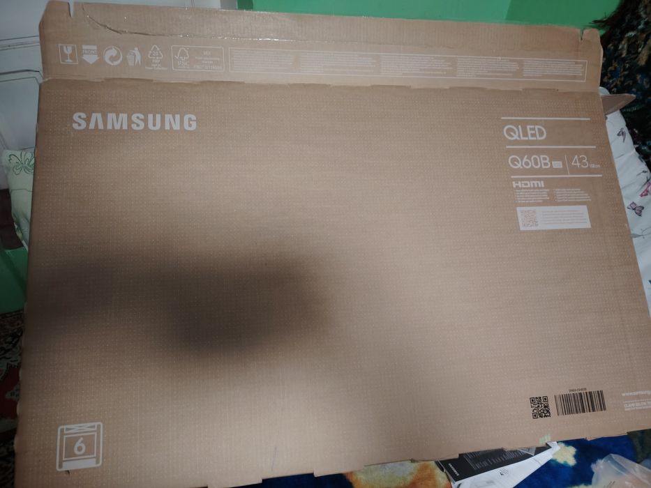 Samsung QLED 4K UHD  108 cm excelent