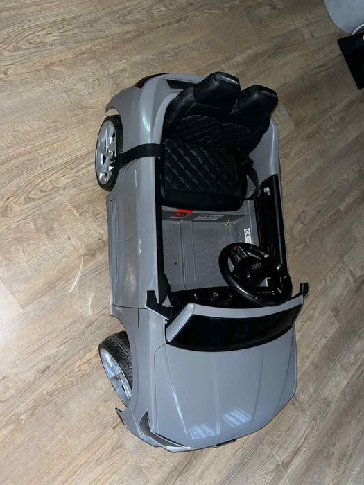 Masina electrica copiii 3+ (audi]. (NOU)