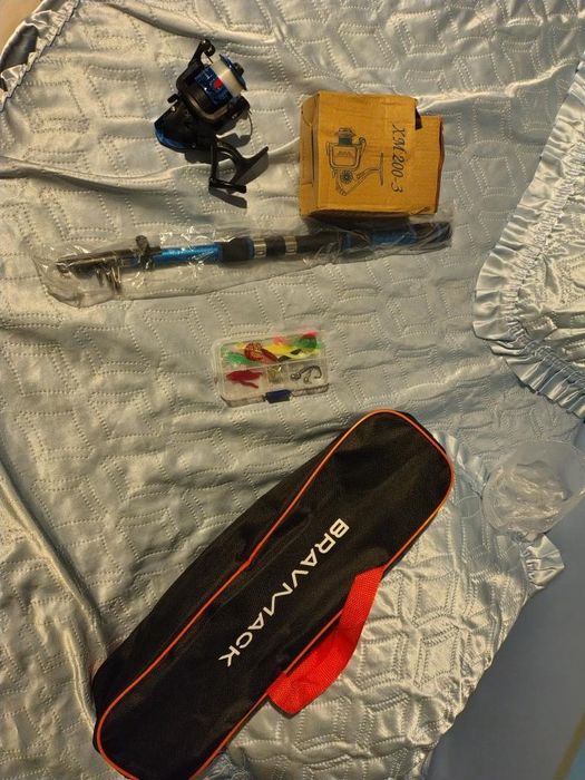 Спининг въдица и цял комплект оборудване на BRAVMACK