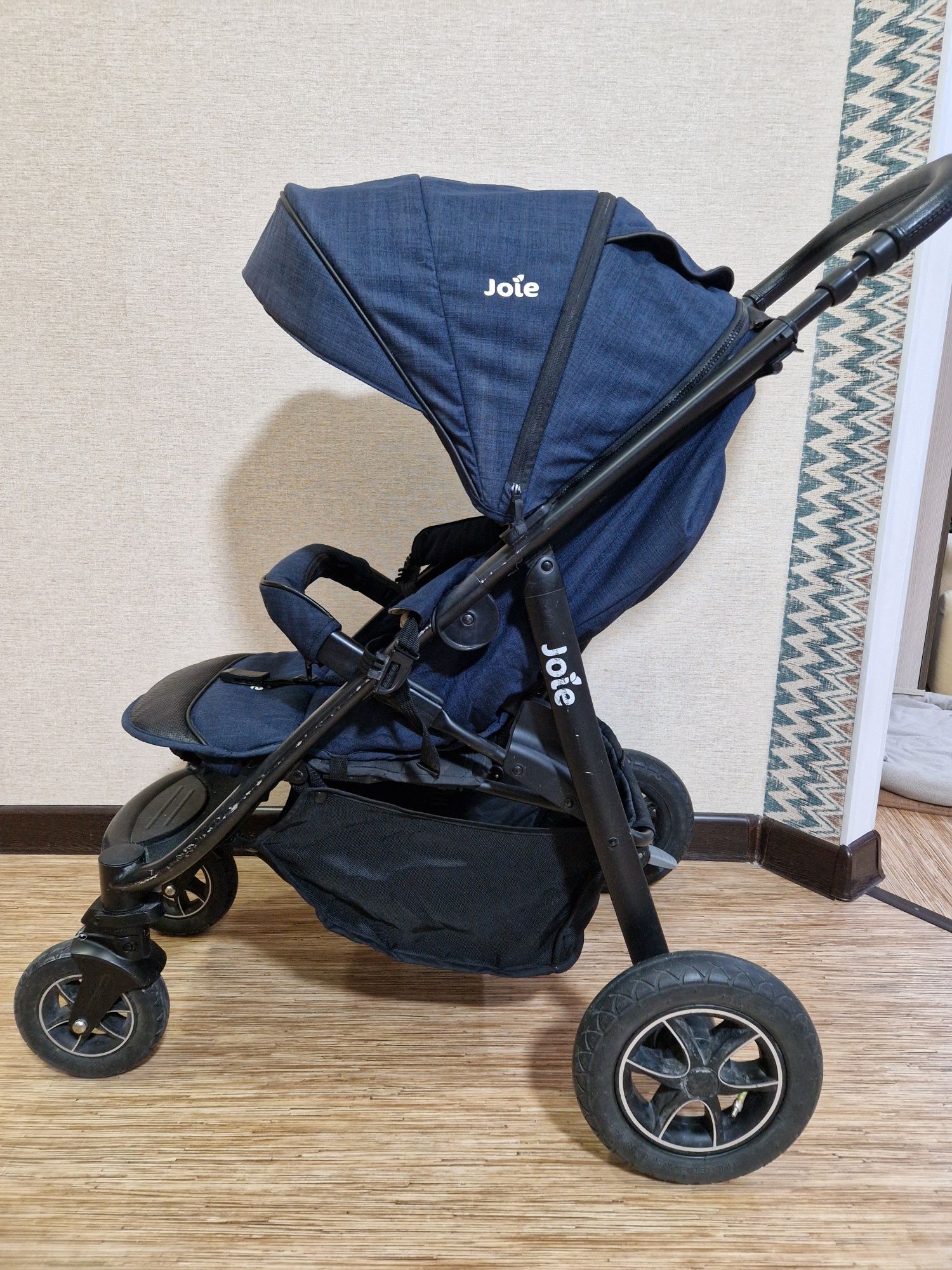 Коляска Joie Mytrax