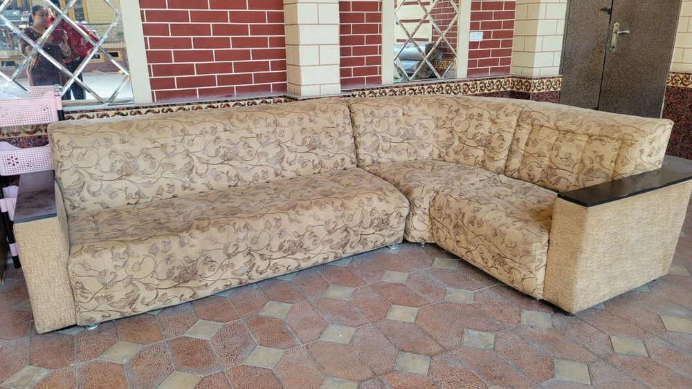 Уголок диван с чехлом