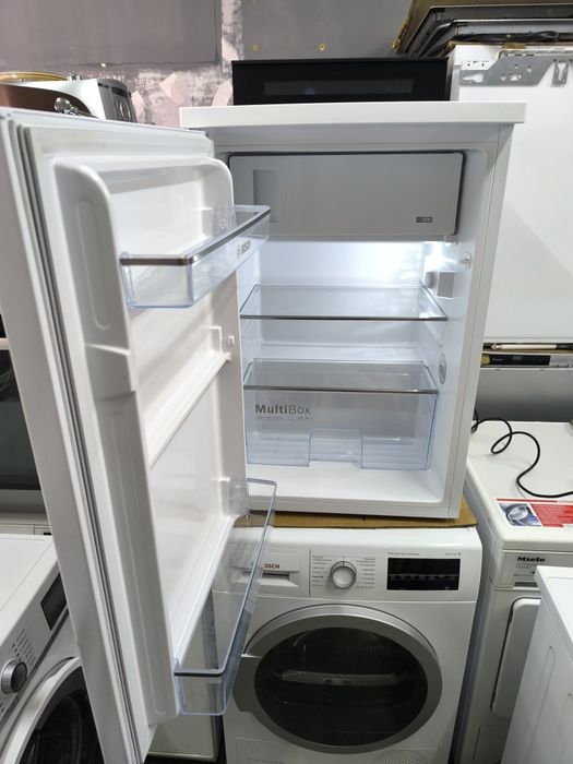 Хладилник с вътрешна камера Bosch KTL 15NW3A