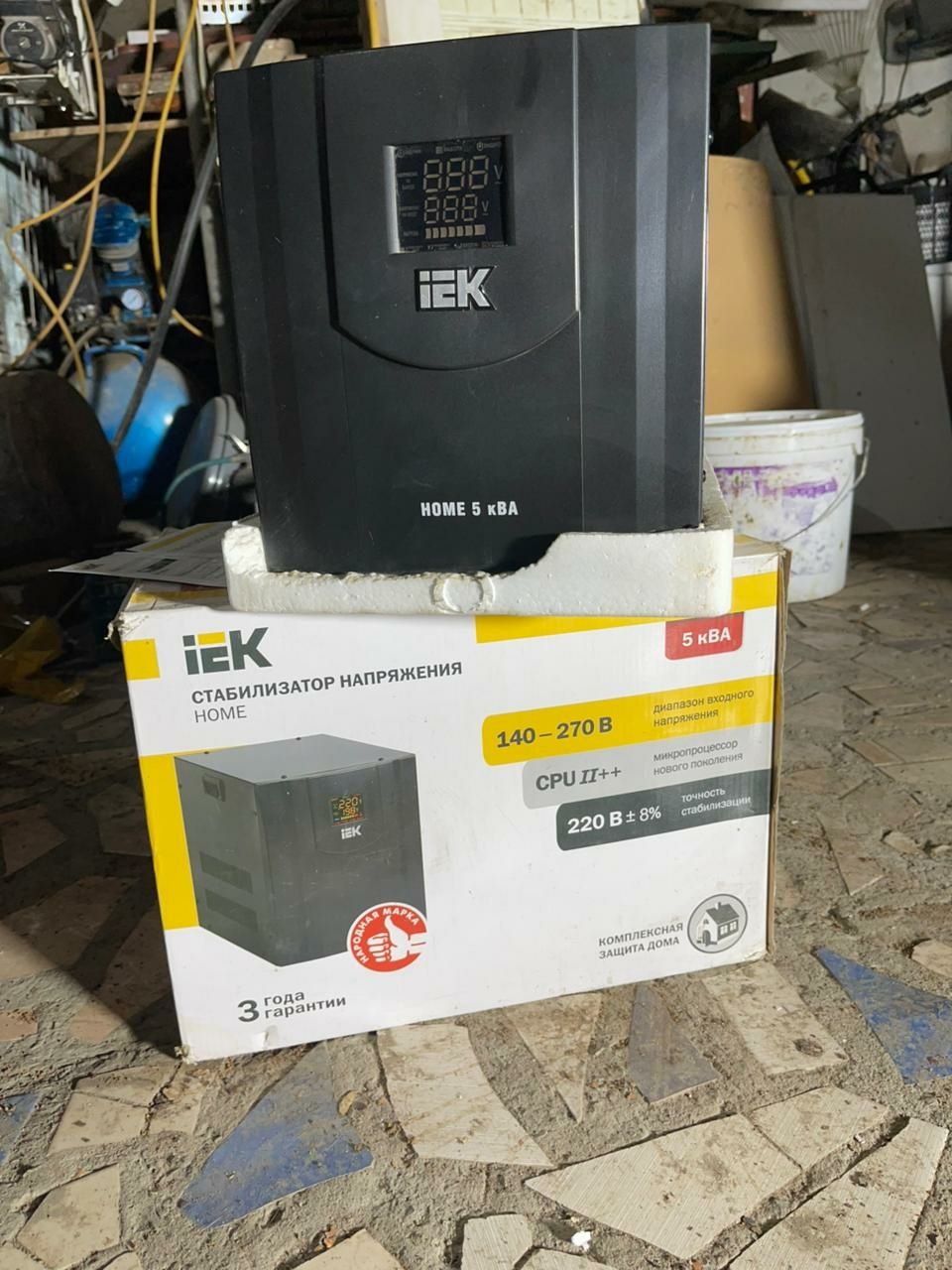 Стабилизатор напряжения iEK CHP1-0-5