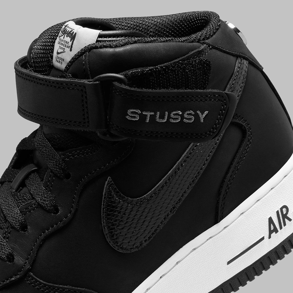 STUSSY x Air Force 1 Mid SP 42 42.5