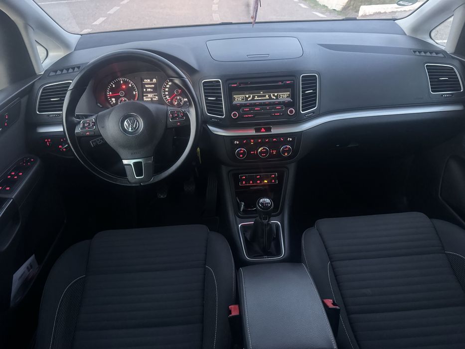 VW SHARAN 2014-2.0 tdi-7 locuri