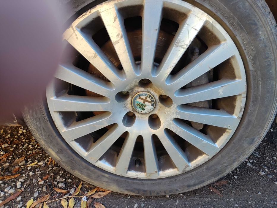 алфа 159 17" оригинални джанти и гуми кумхо 225/50/17