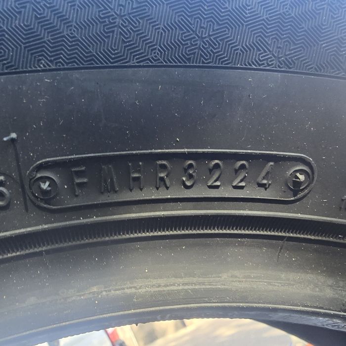 Anvelopa Falken 225/65/17 stare nou M+S 1 buc.si Hankook 215/70/R15 C