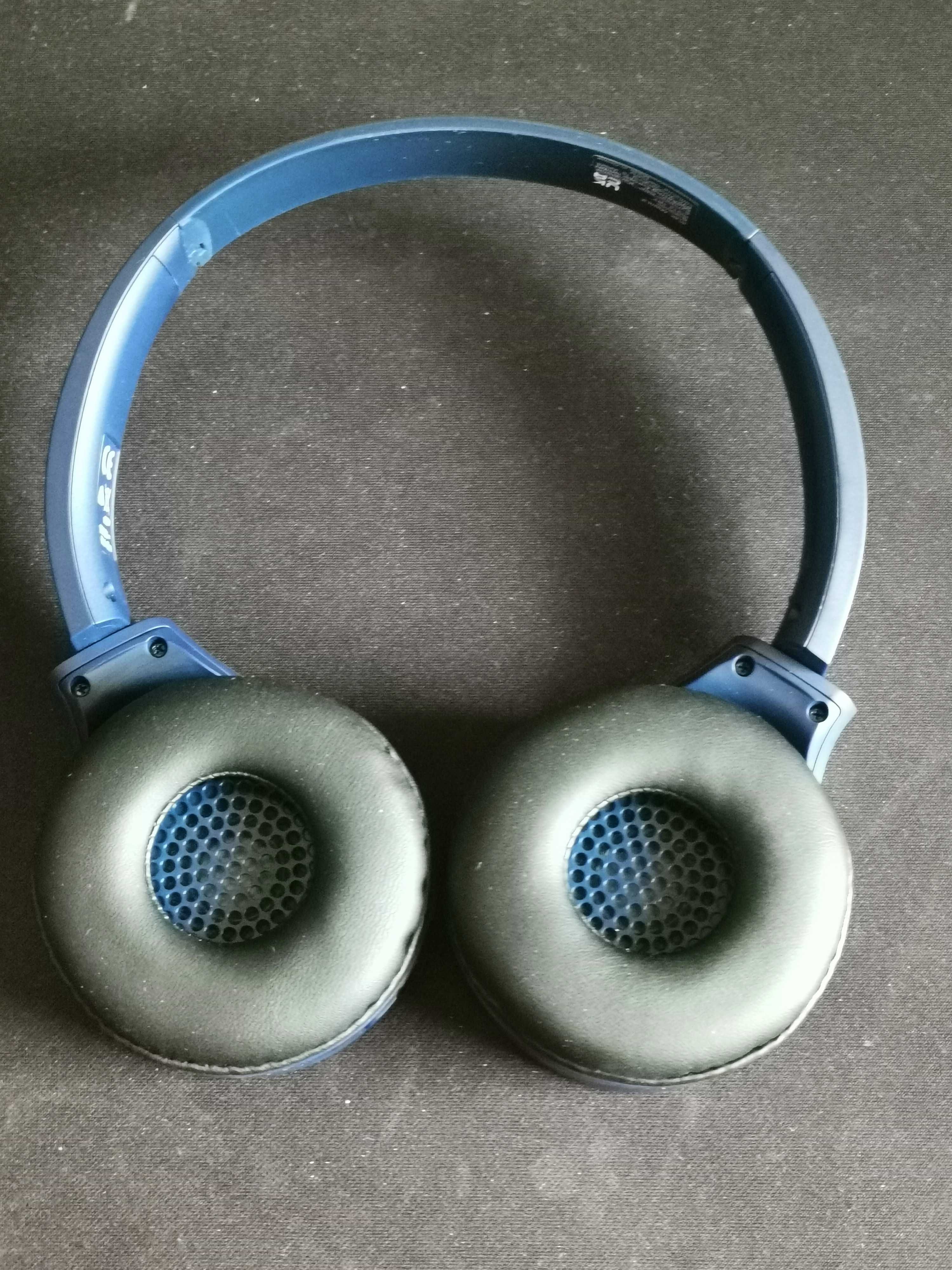 Panasonic RB-HF420B Wireless Bluetooth XBS слушалки