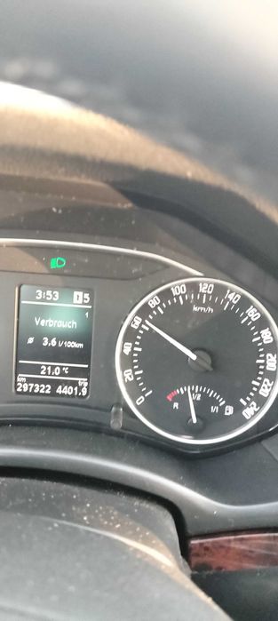 Vand sau schimb skoda octavia 2 cu logan dupa 2017