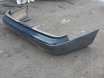 Таёта виндом 10 бампер задний