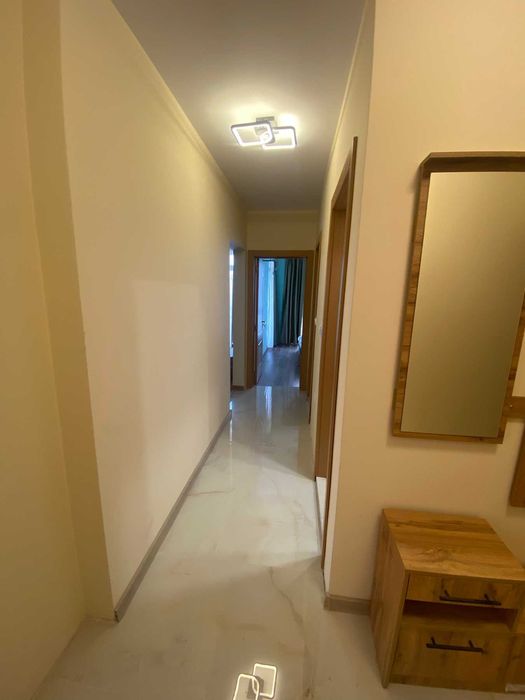 Дава се под наем Тристаен апартамент в София, Център - 86 кв.м за 766.94 € - Снимка #7