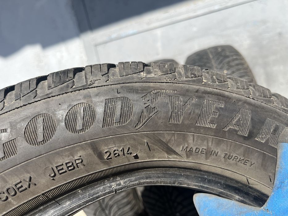 4 бр. зимни гуми 175/65/14 GoodYear 6 mm DOT 2614