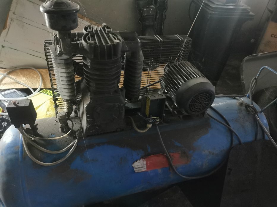 masina/aparat dejantat, compresor 300L