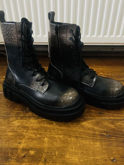 Bocanci Bărbați – Bershka