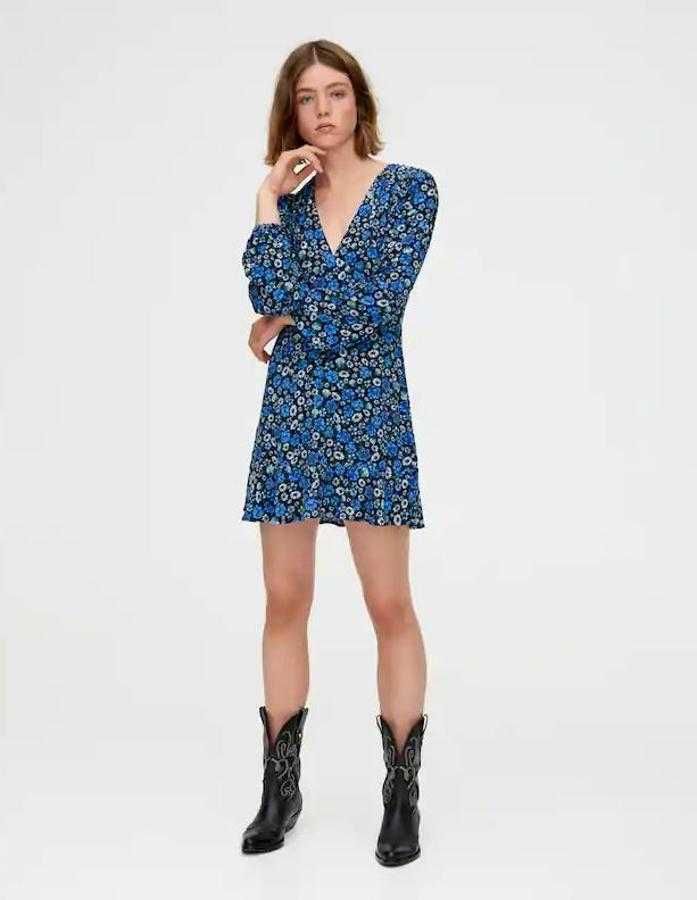 Rochie scurta cu decolteu in V, marimea M, marca Pull&Bear