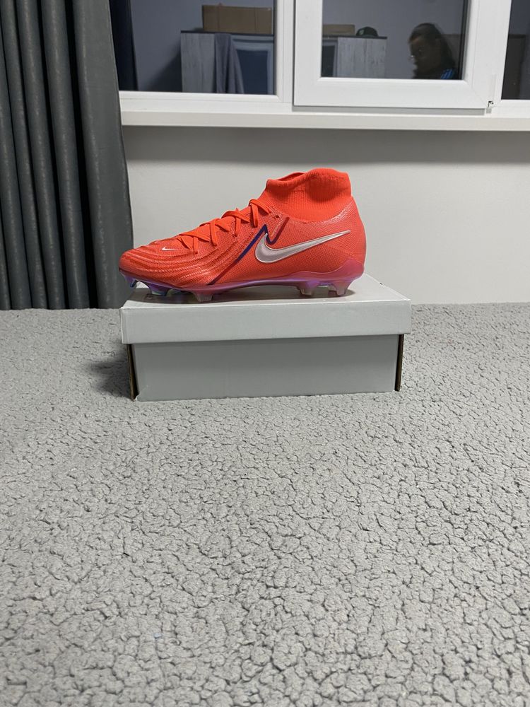 Бутонки Nike Phantom Erling Halland edition