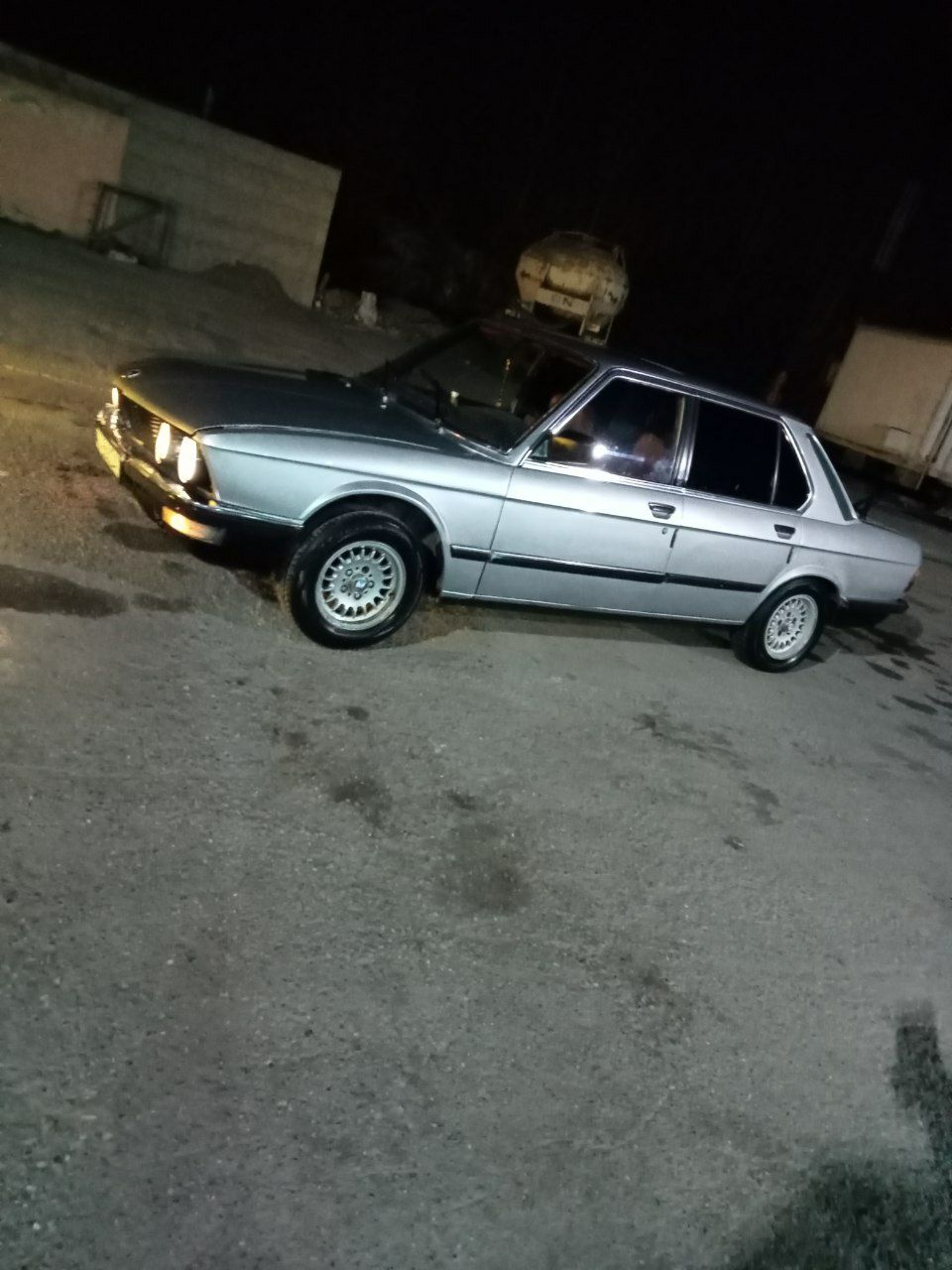 BMW Klassik518 идиалнй