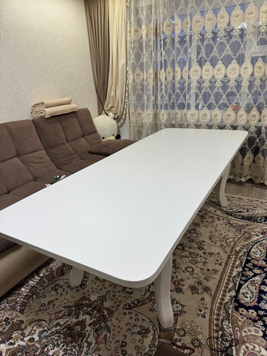 Продам новый стол
