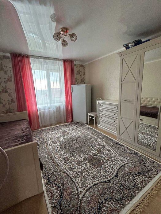 Продам 4-х комнатную квартиру