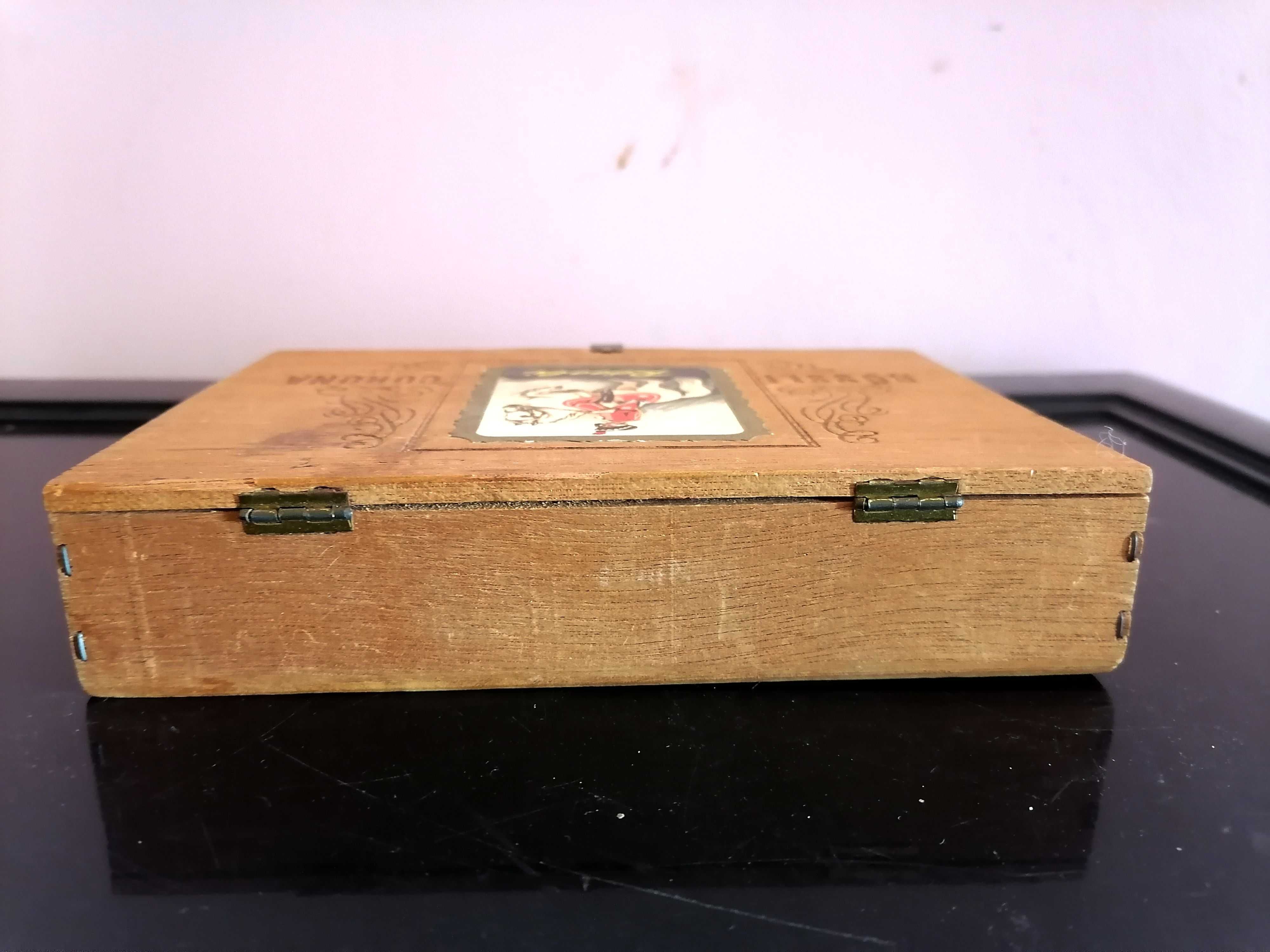 Рядка Колекционерска Дървена Кутия От Цигари- Пури