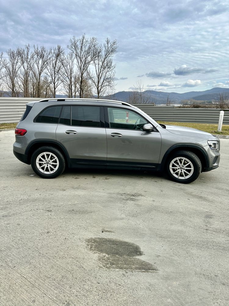 Mercedes-benz GLB,este inmatriculat( are nr negre), an 2021, diesel