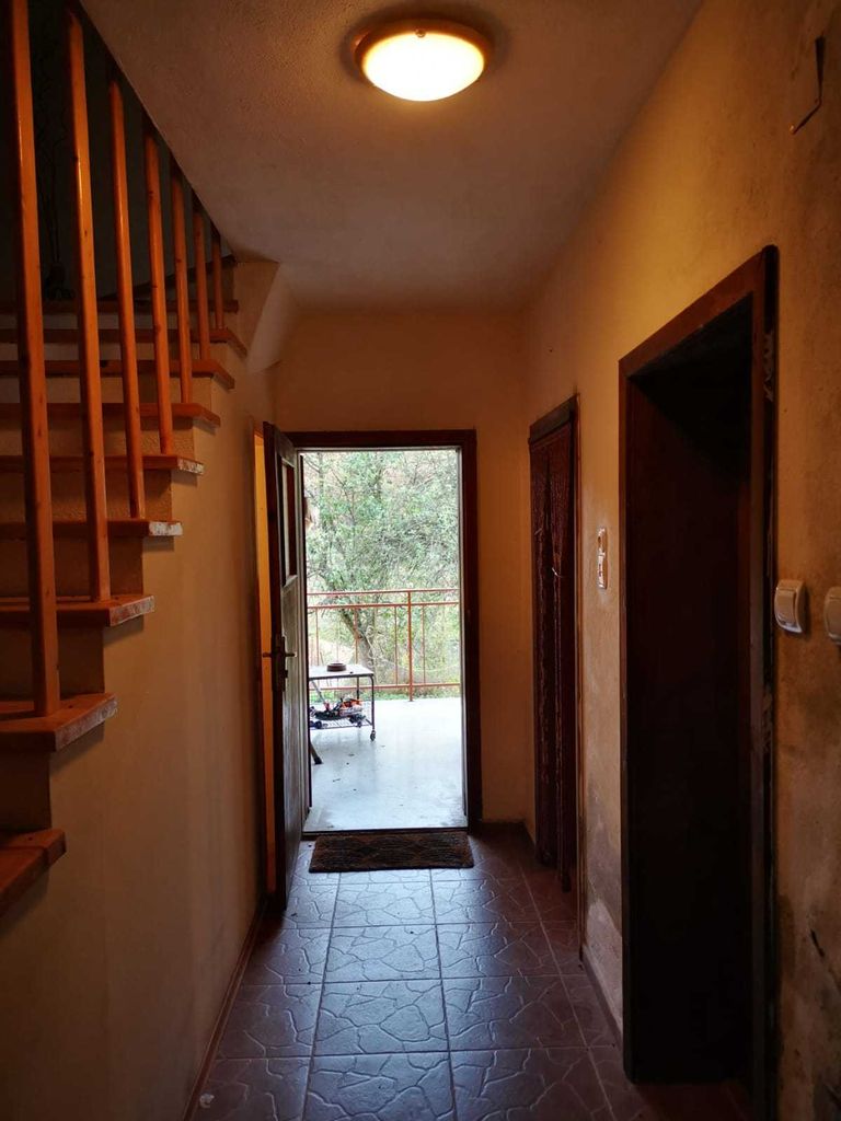 Продава се Къща в с. Лопян, Област София-област - 160 кв.м за 482 €/кв.м - Снимка #16