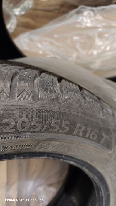 205/55/16     2 броя Нови зимни гуми BARUM POLARIS 6