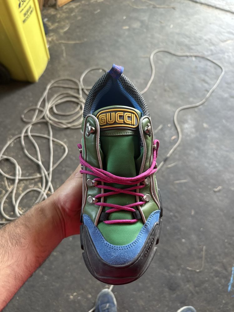 Vand adidasi gucci fashtrek