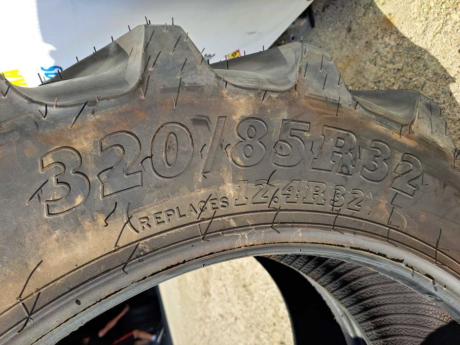 Cauciucuri radiale 320/85R32 BKT AGRIMAX anvelope noi 12.4R32