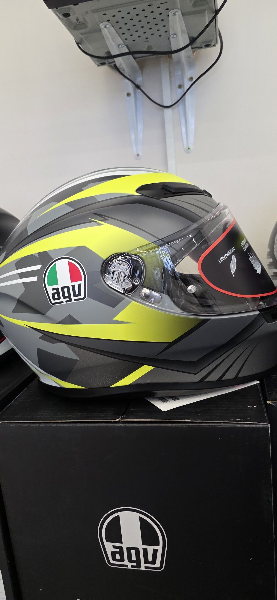 Мото каска AGV K6