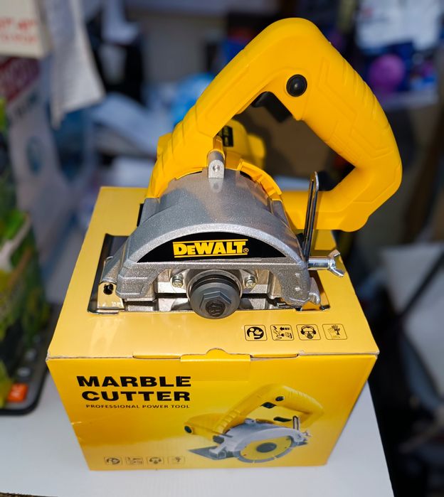 Пчелка DeWalt циркулярная пила