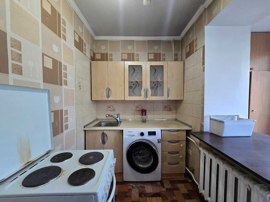Продам 1-комнатную квартиру Розыбакиева-Курмангазы 92