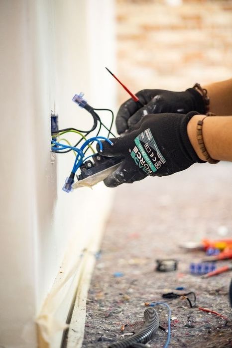 Electrician Ofer Servicii, Bacau