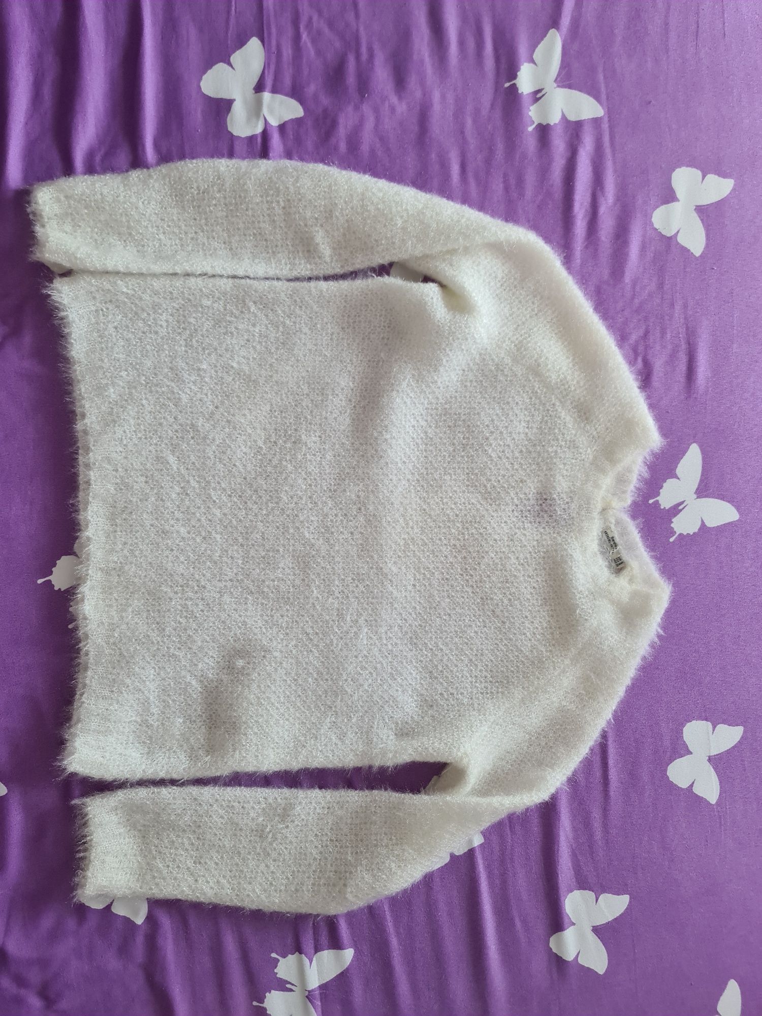 Vand bluze/pulovere second-hand