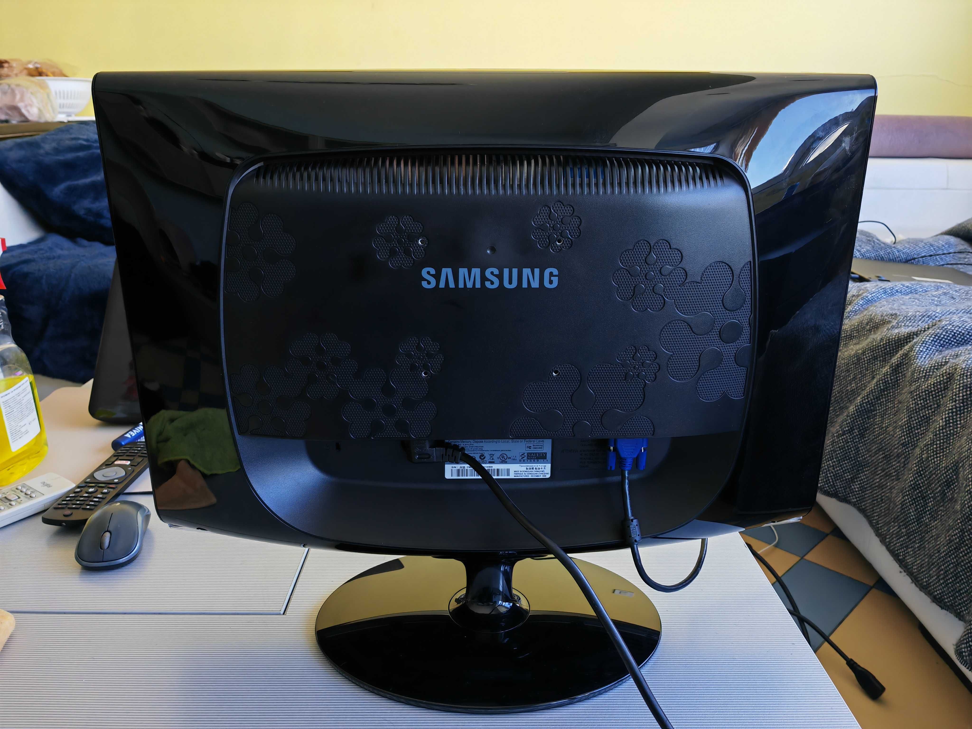 Samsung Sync master 2433BW Bussines class monitor
