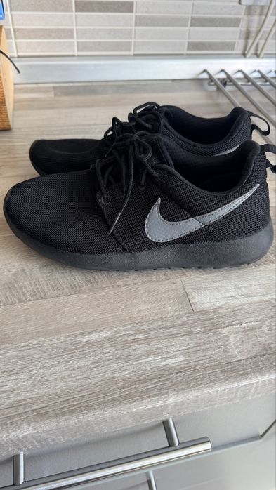 Adidasi nike nr 36